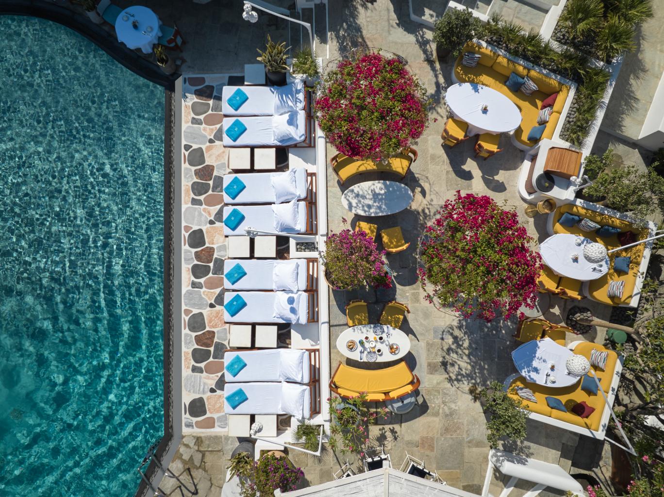 luxury-family-owned-hotels-greece